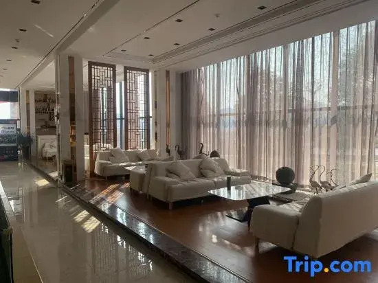 Huajian·LOFT Hotel