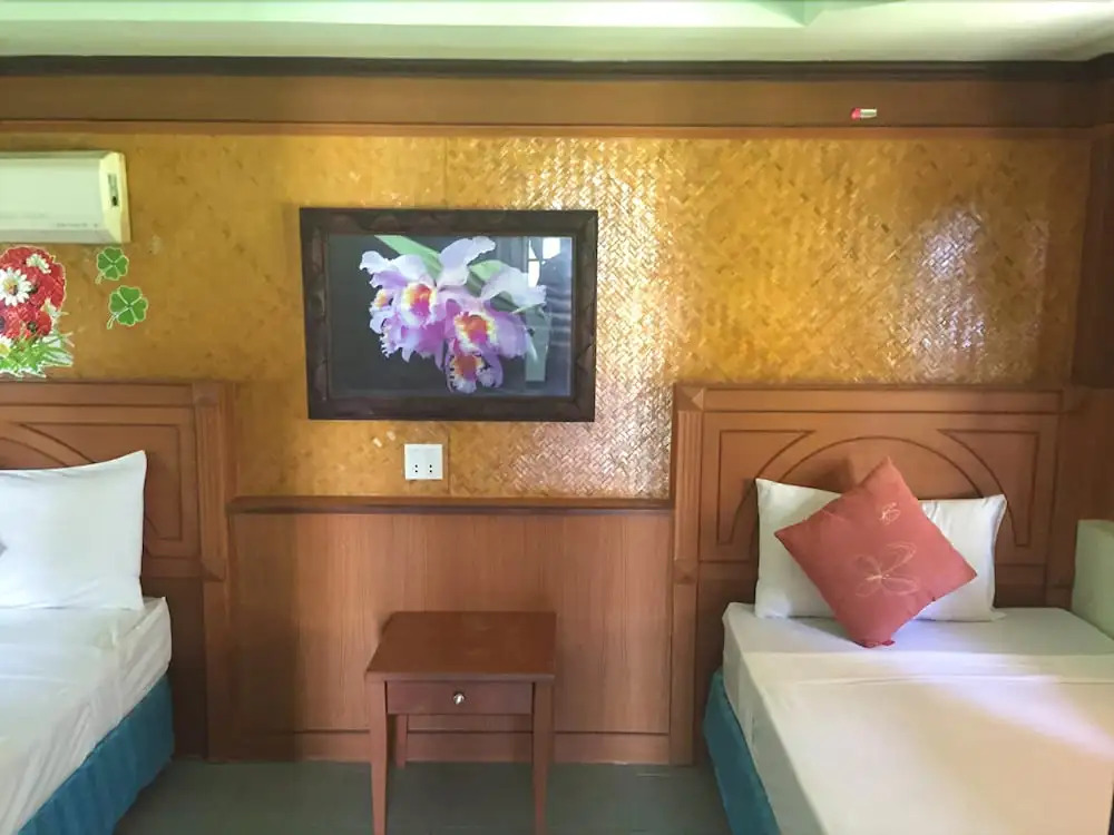 Chaloklum Bay Resort