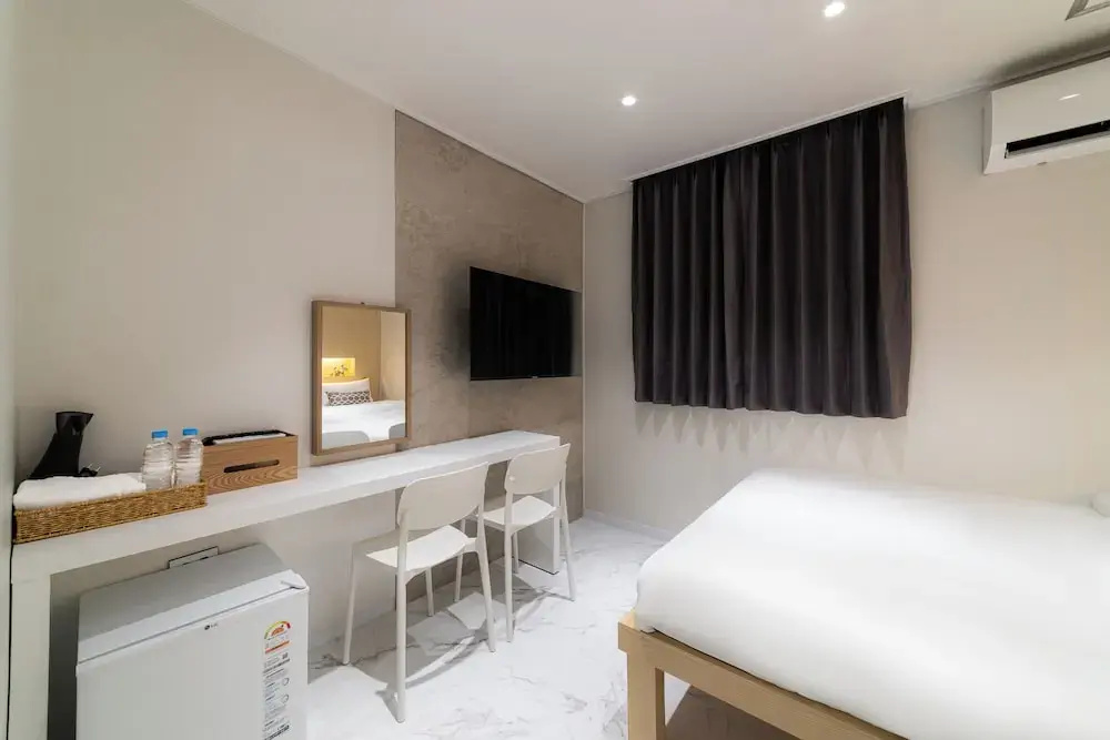 The Central Hongdae
