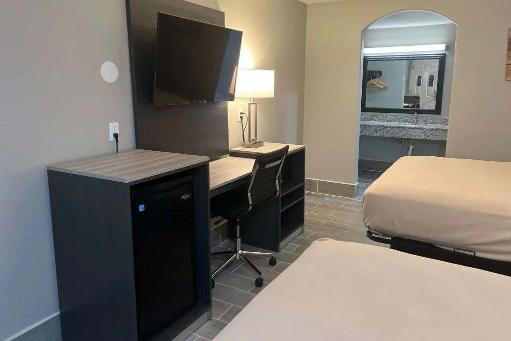 Econo Lodge Inn & Suites Laredo - Nuevo Laredo