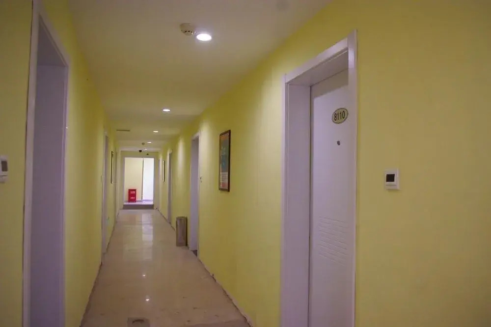 Jinghua Hotel