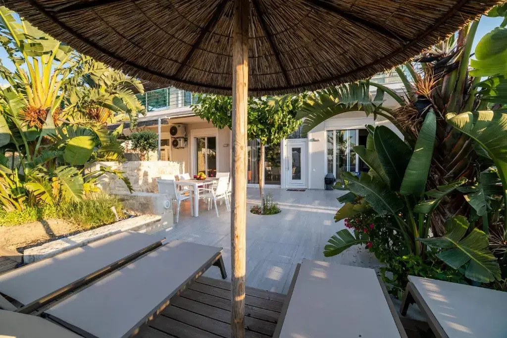 Thomas Villa Hersonissos - Private Pool - Sleeps 7