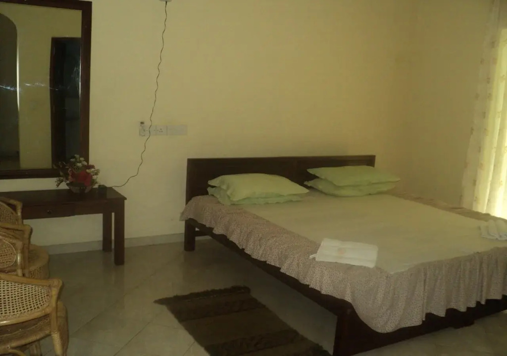 Rundeepa Hotel