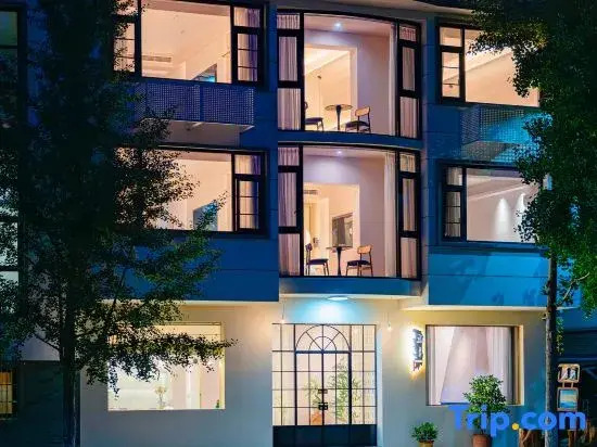 Tonglu Yaoyue Lanshe Homestay (OMG Heartbeat Paradise)