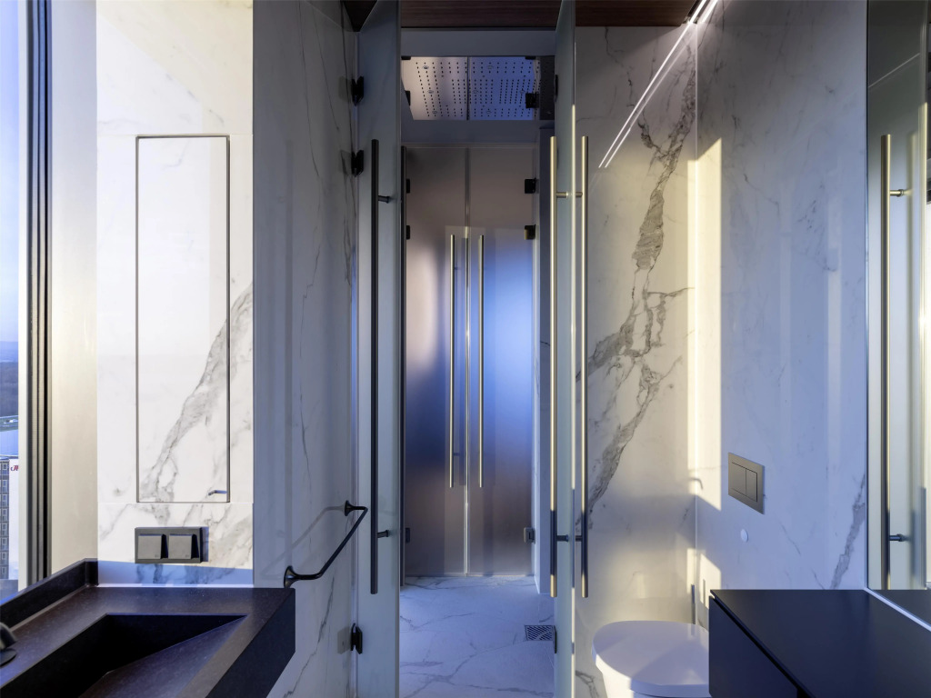 bmine Frankfurt Airport, WorldHotels Crafted
