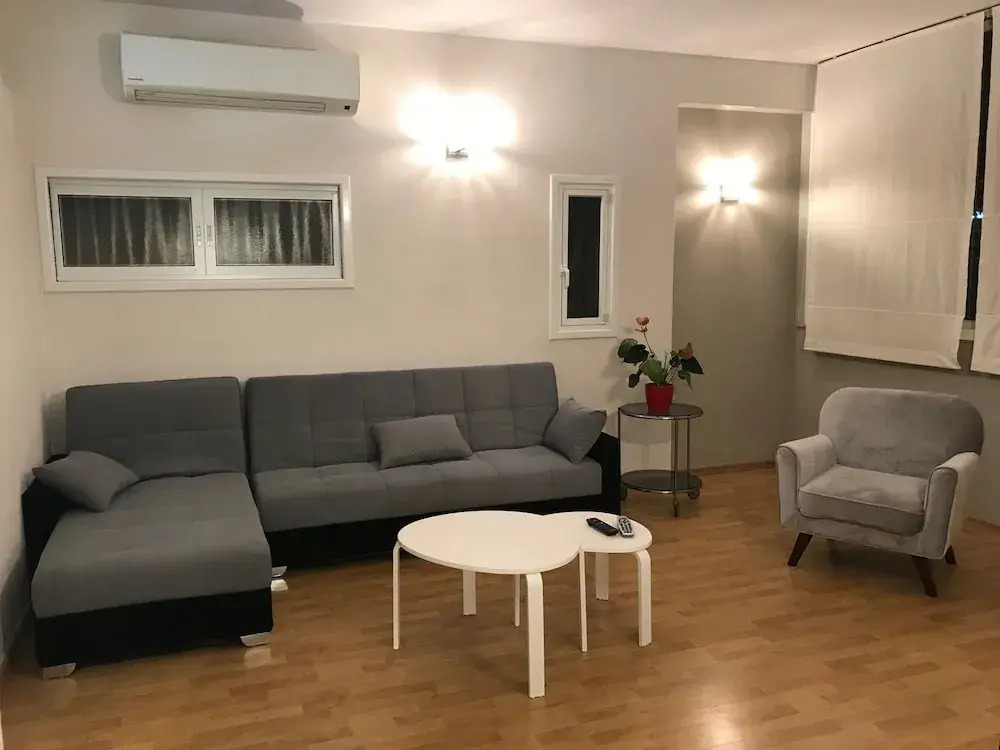 KAV Apartments-Near Ichilov Pumbedita St