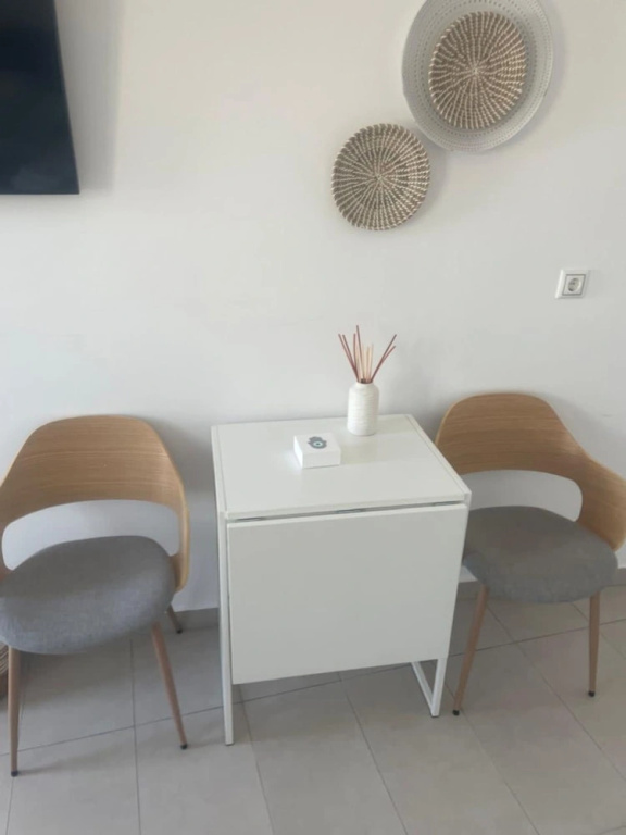 Chora Nest Kythnos