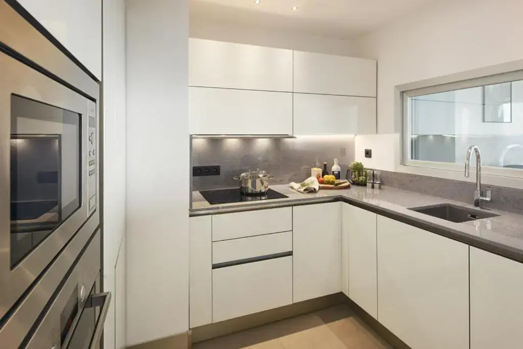 Sunlight Properties - Sky blue - 3 bedroom flat with sea view on the Promenade des Anglais