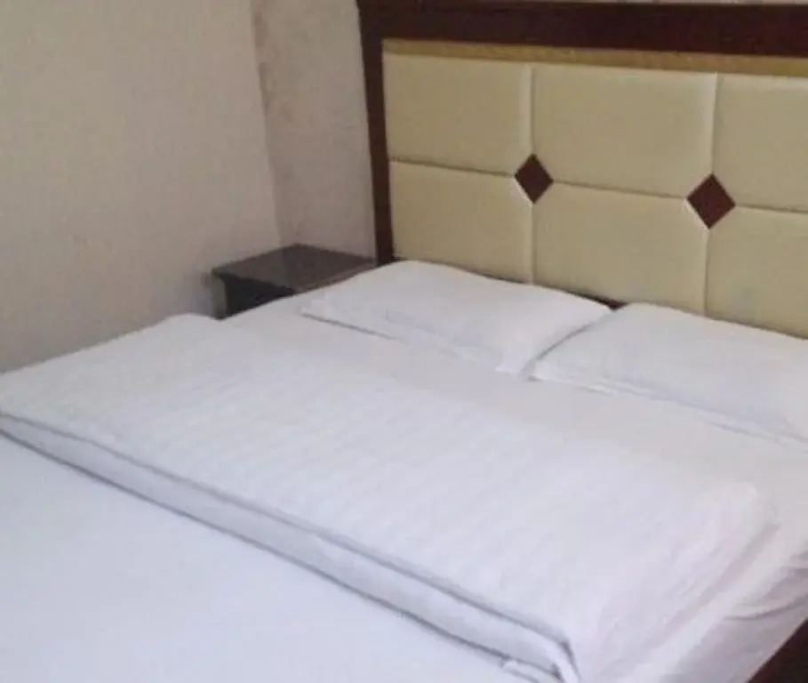 Yulin Jinhong Hotel
