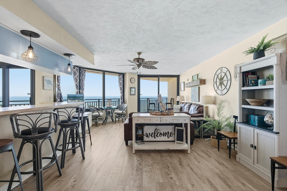 Sherwin Condominium 901