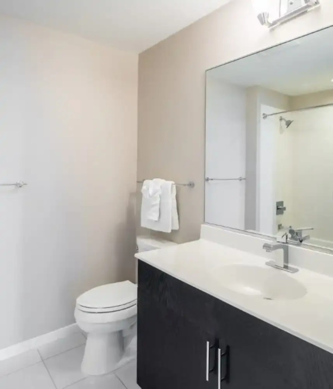 Global Luxury Suites at Town Center