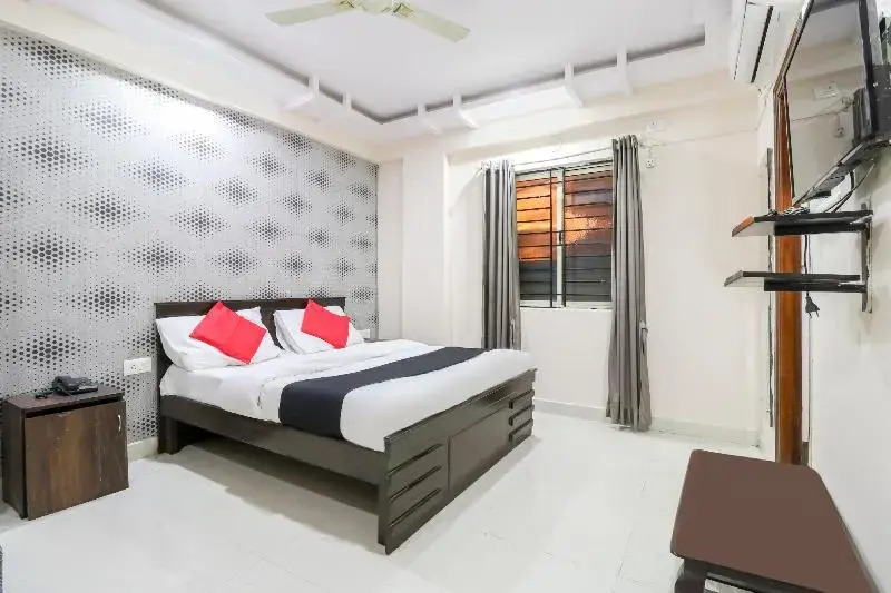 Capital O 69058 Sapphire Suites 2