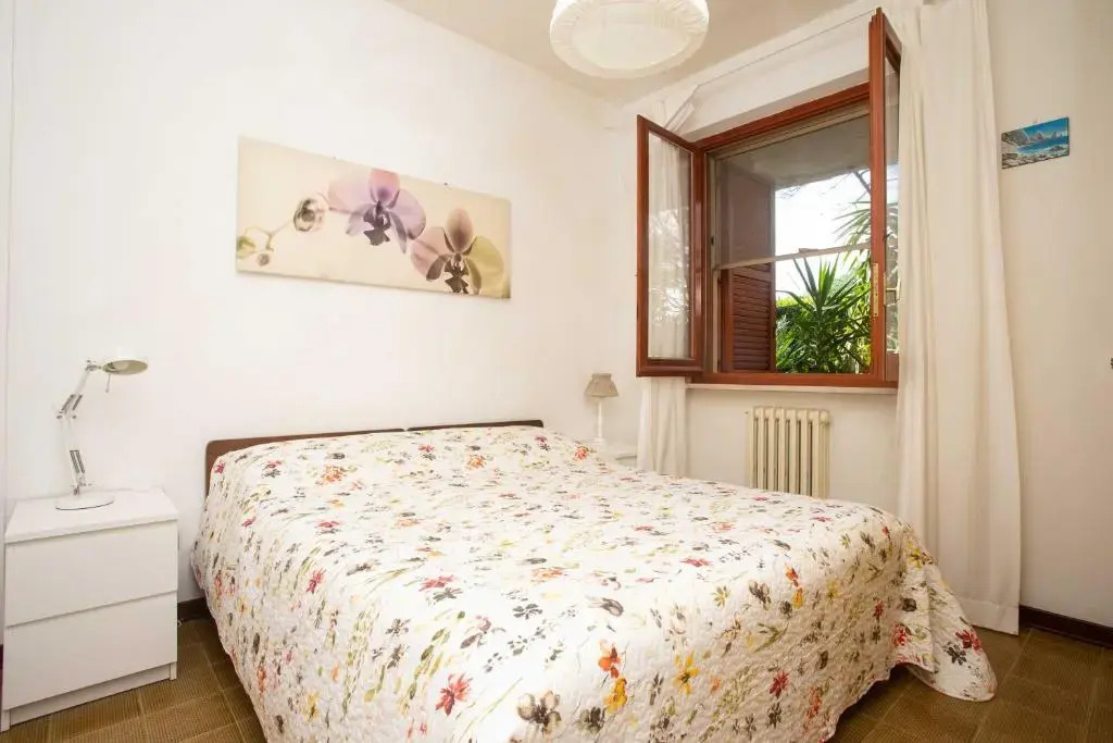 N222 - Numana, Delizioso Bilocale Con Portico