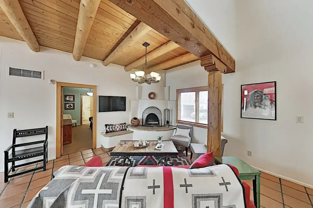 San Francisco At Zona Rosa: Near Plaza & Railyard 3 Bedroom Condo