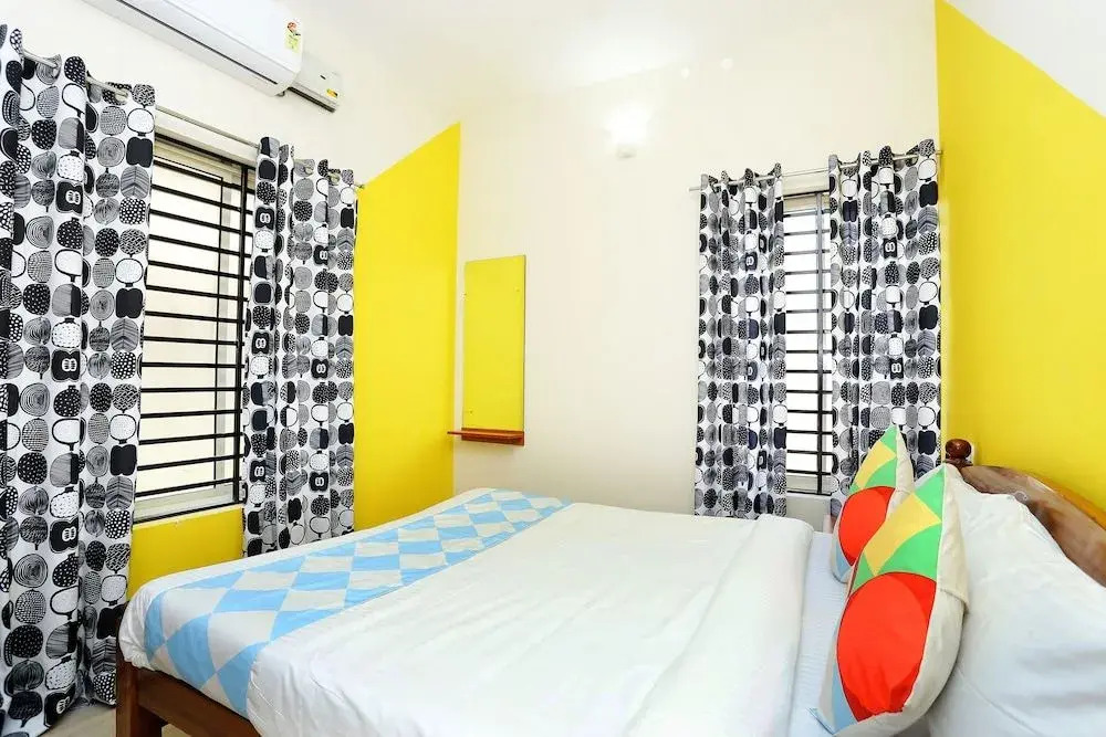 OYO Home 26970 Vibrant 2BHK