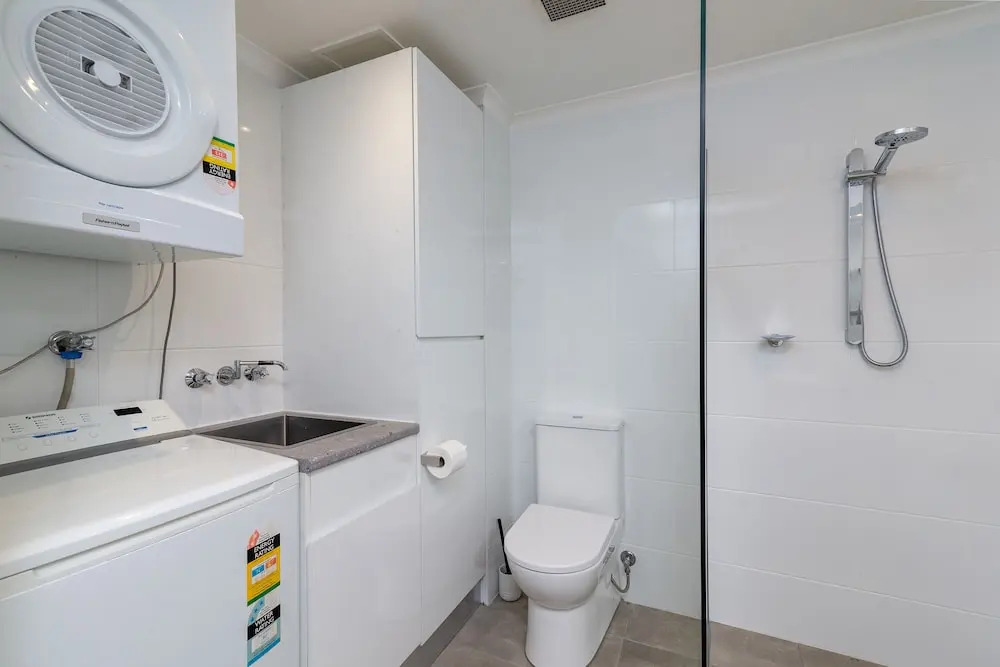 Seascape Holidays - Coral Apartments