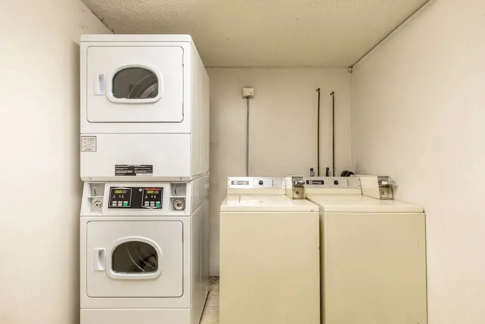 Value Inn Kenosha West