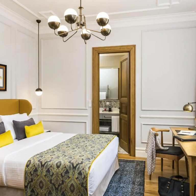 Nevv Bosphorus Hotel