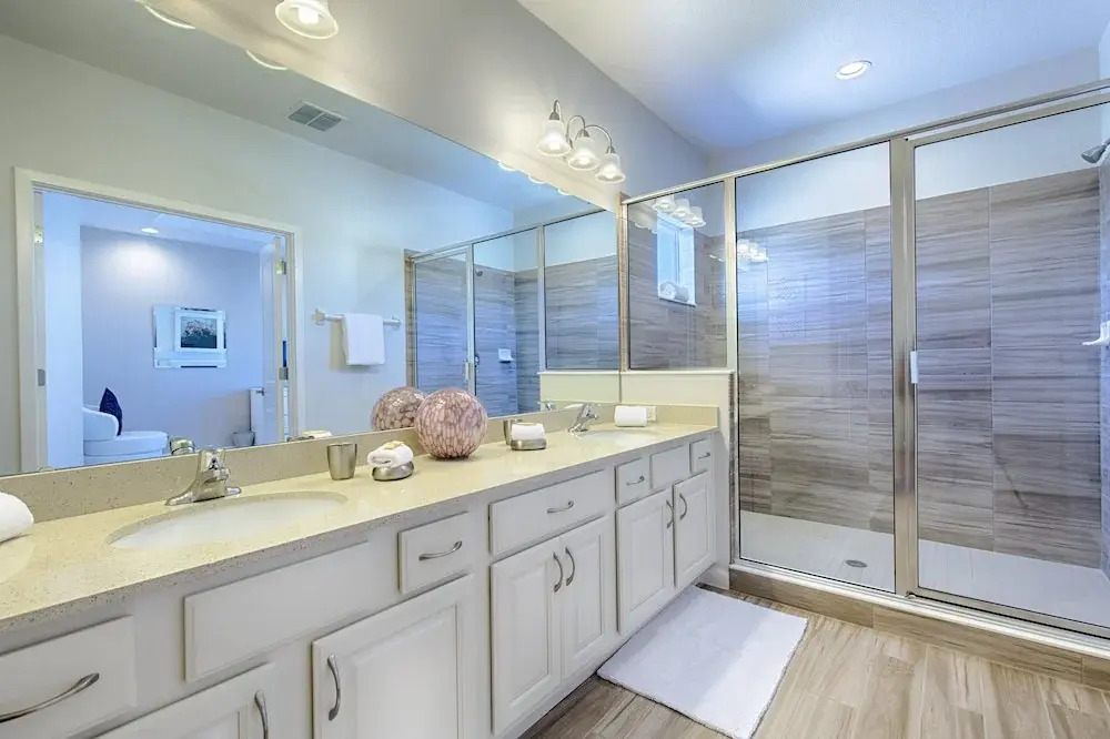 Bella Vida by Homes of America