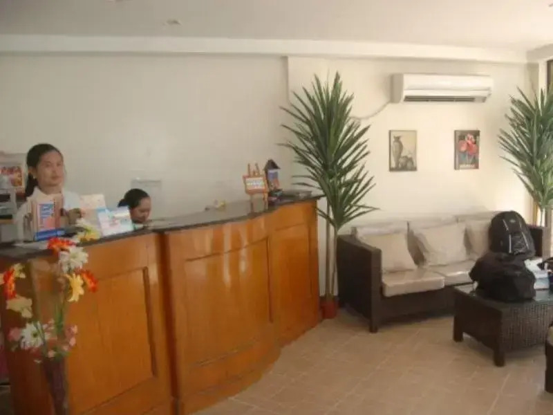 Club Manila East Boracay