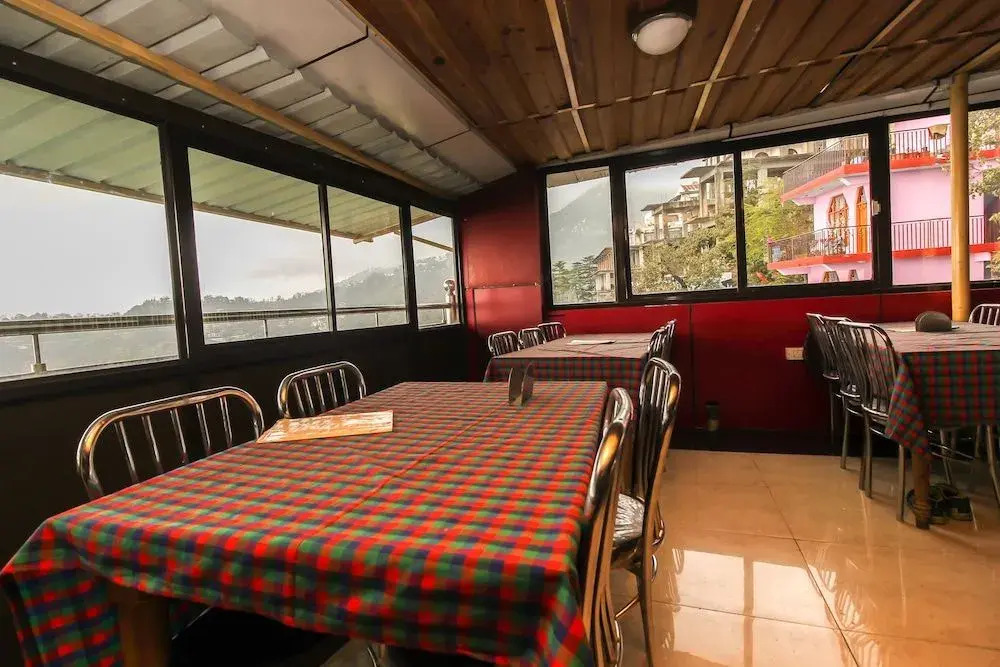 Oyo 28144 Hotel Krishna
