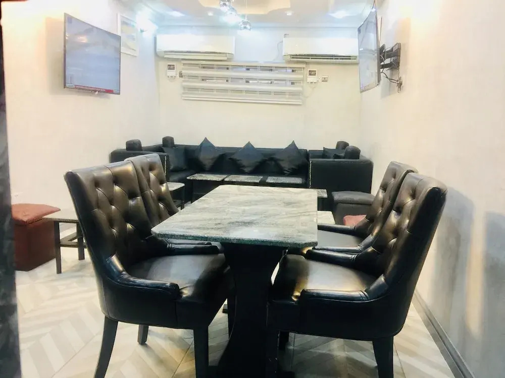 Platinum Inn Gee Hotel Ikoyi