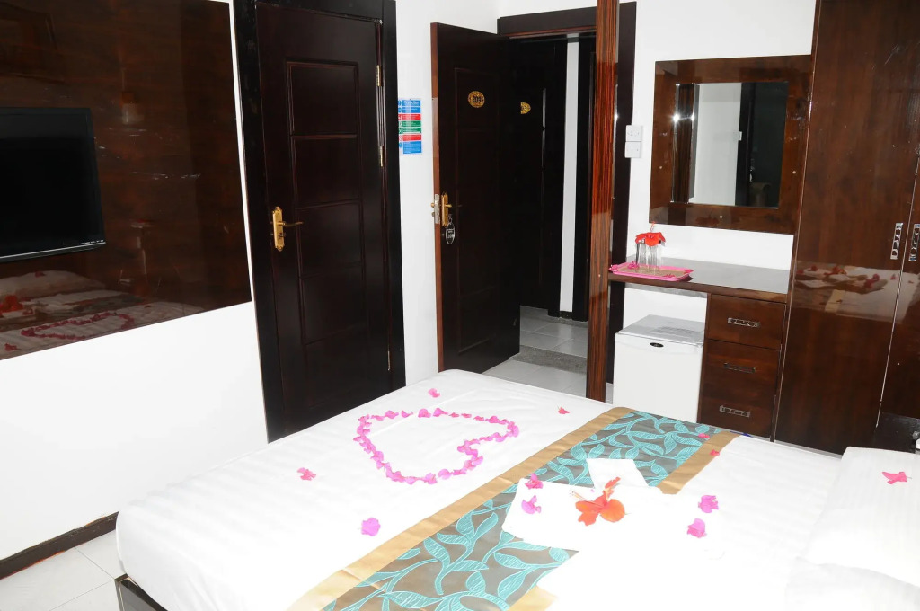 Le Flamboyant Hotel