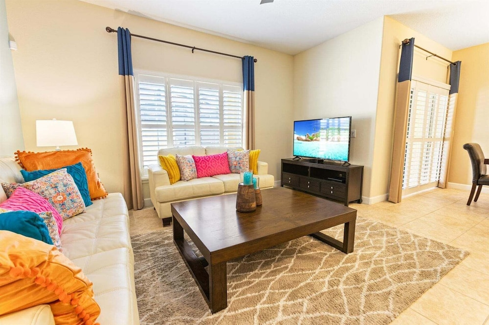 Paradise Palms Resort 4br/3ba Townhome With Splash Pool & Themed Bedrooms