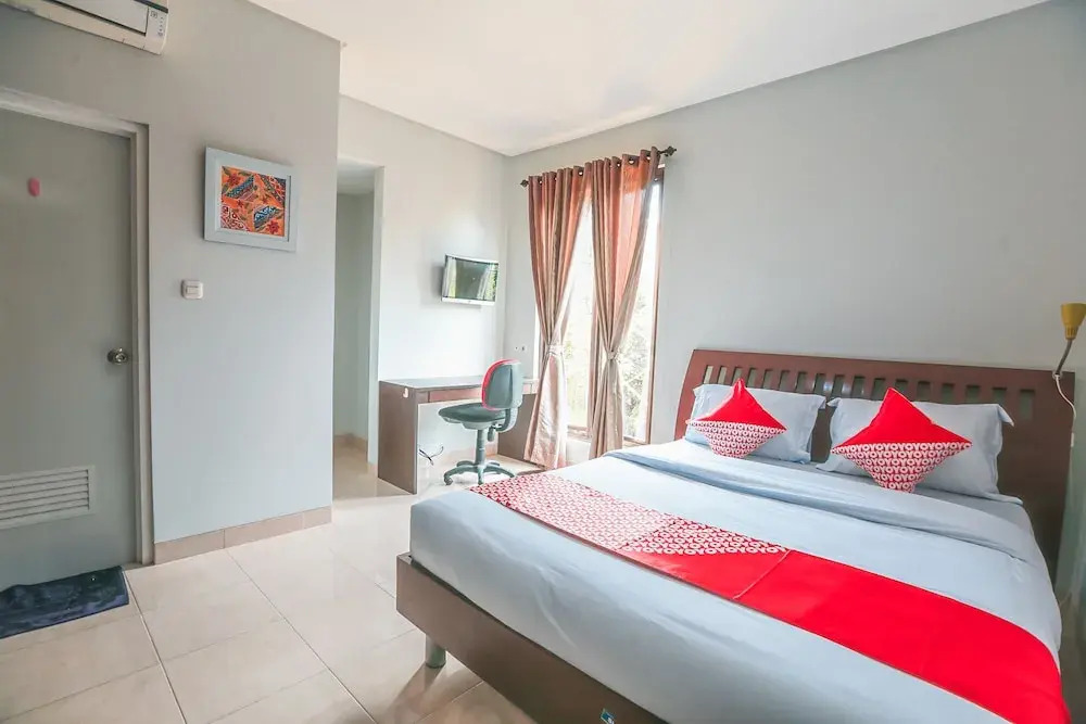OYO 2323 The One Residence Syariah
