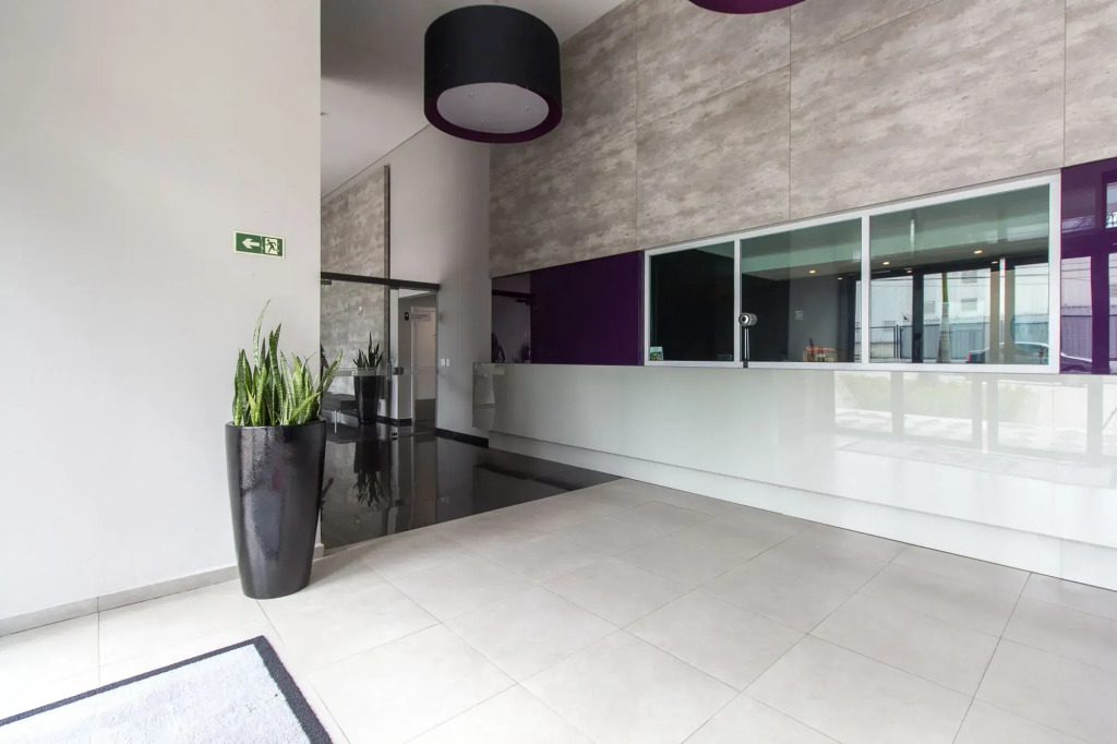 7th Avenue - Apartamentos UROOMS
