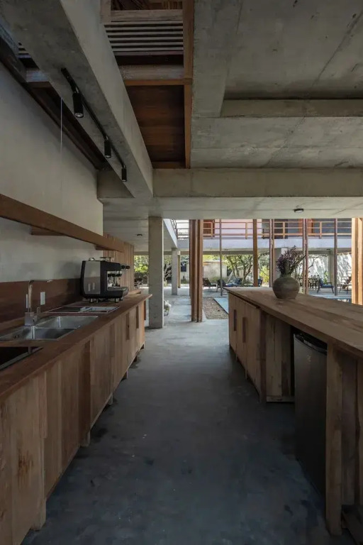 Hachi Homestay & Spa
