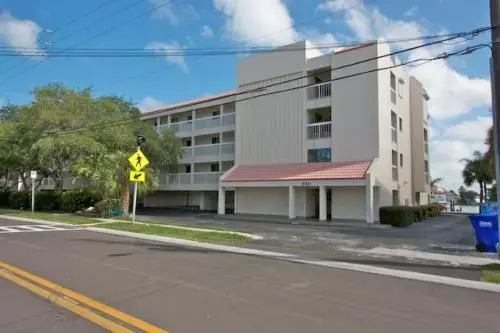 301 Bayway Shores