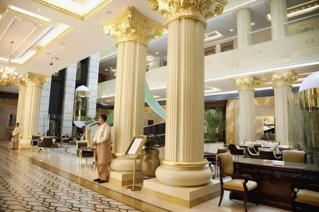 Mall of the Emirates