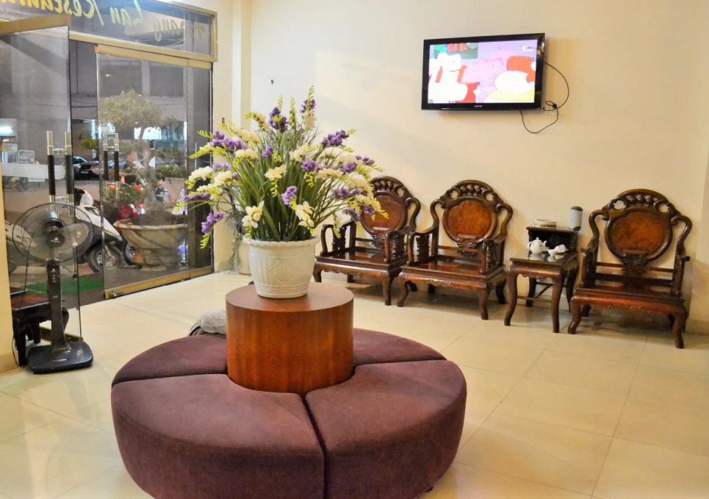 HOÀNG LONG HOTEL