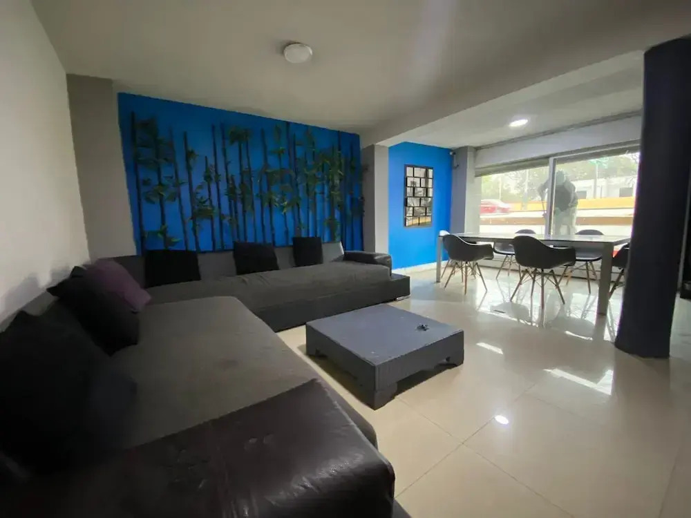 ROOMIES HOSTEL - Santa Maria La Ribera