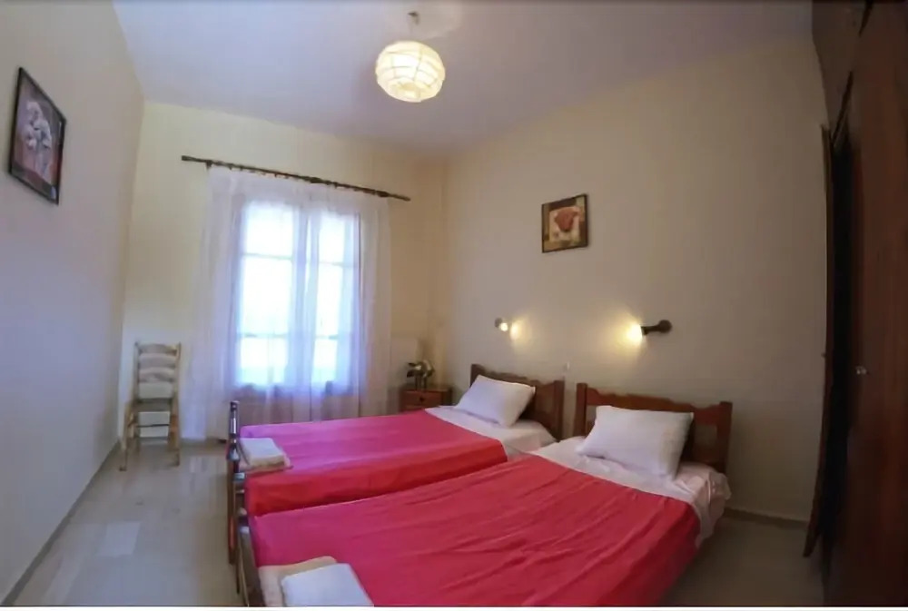 Romantic Studios