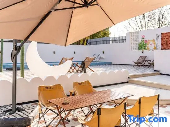 Jingdezhen · Porcelain Light Waterfront Swimming Pool Villa (Ceramic Art Avenue Taoxichuan)