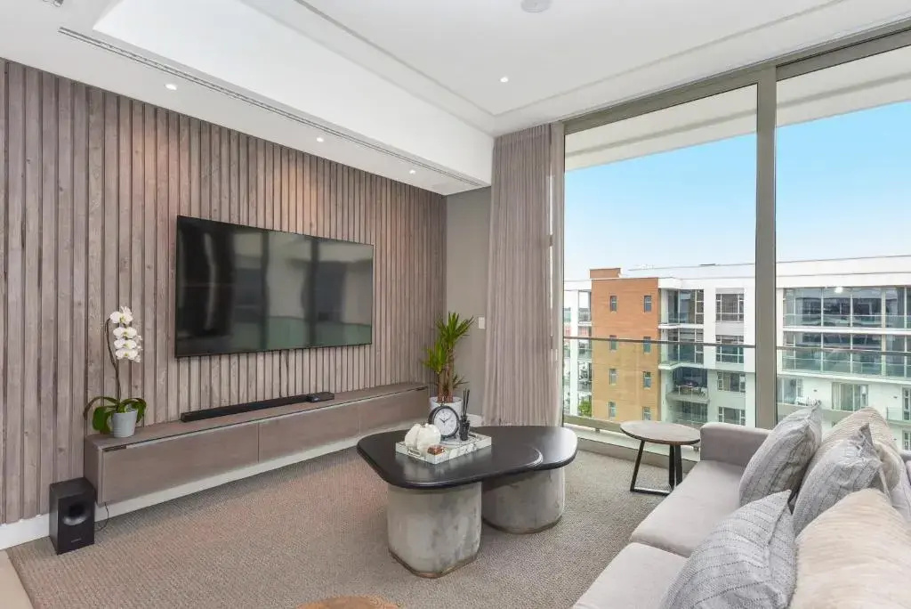 Chic 2 Bedroom Penthouse In The Heart Of Rosebank