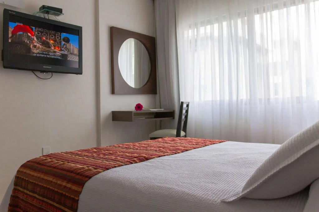 Hotel America