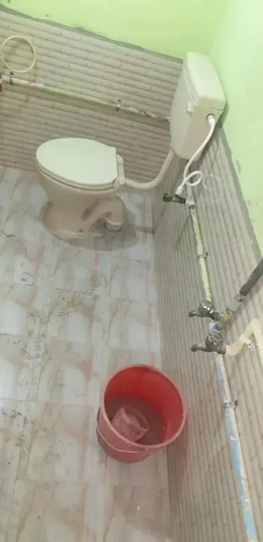Close to Chennai International Airport, 2 BHK Fully furnished with Kitchen Facility