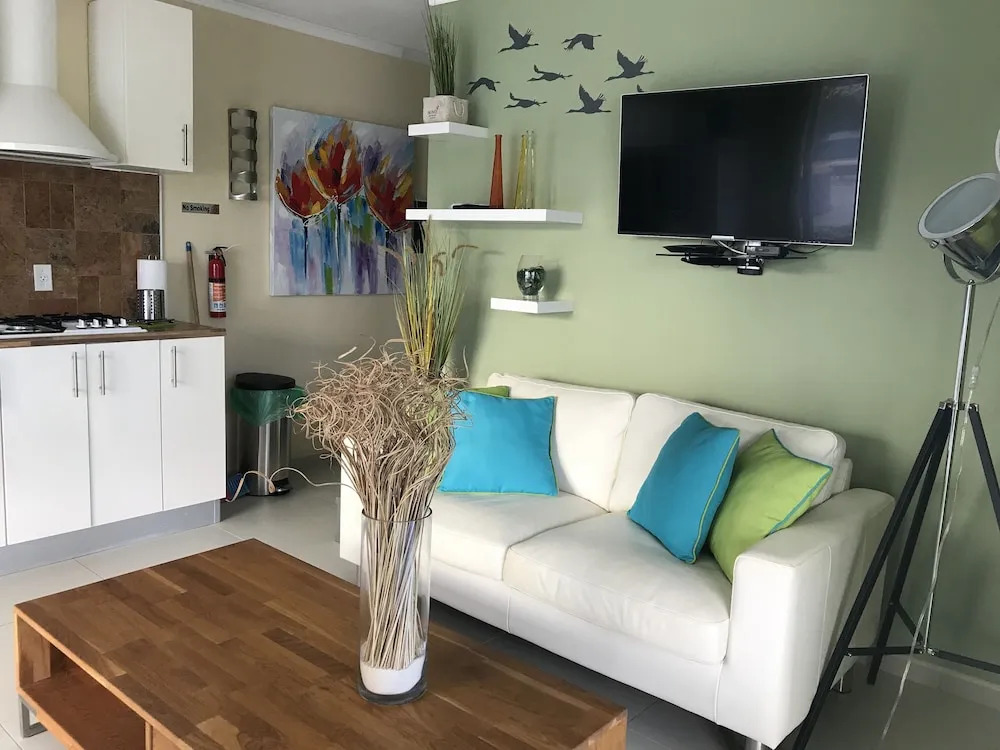 Malika Apartments