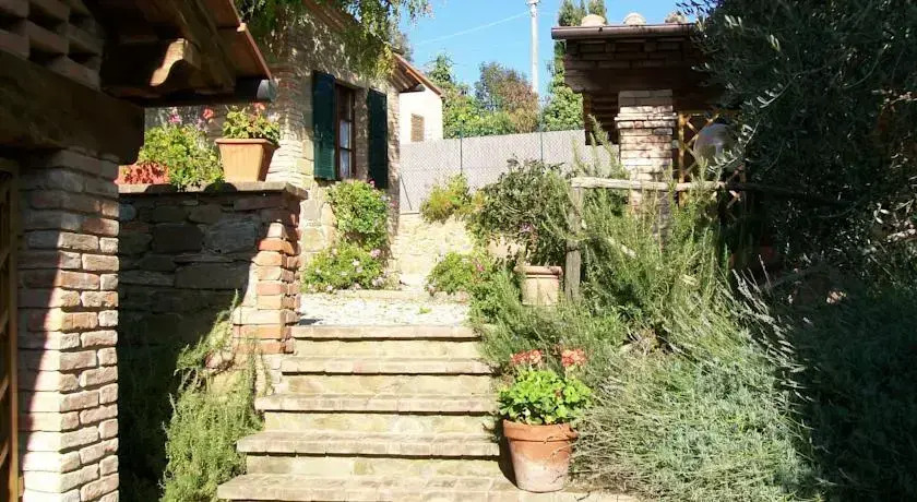 Casale Poggio al Vento by VacaVilla