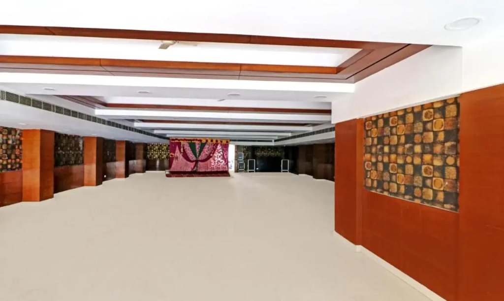 Treebo Galaxy Rooms