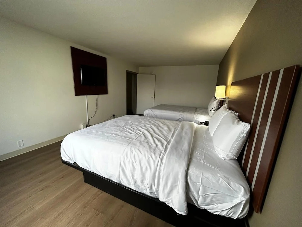 Motel 6 Chambersburg