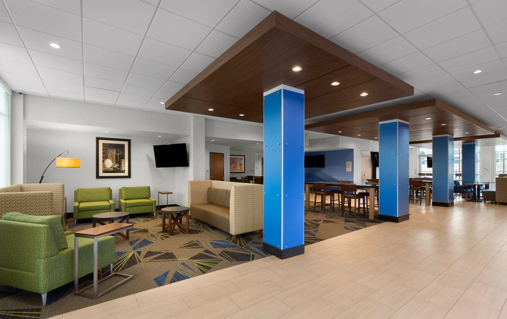 Holiday Inn Express Lake Park by IHG