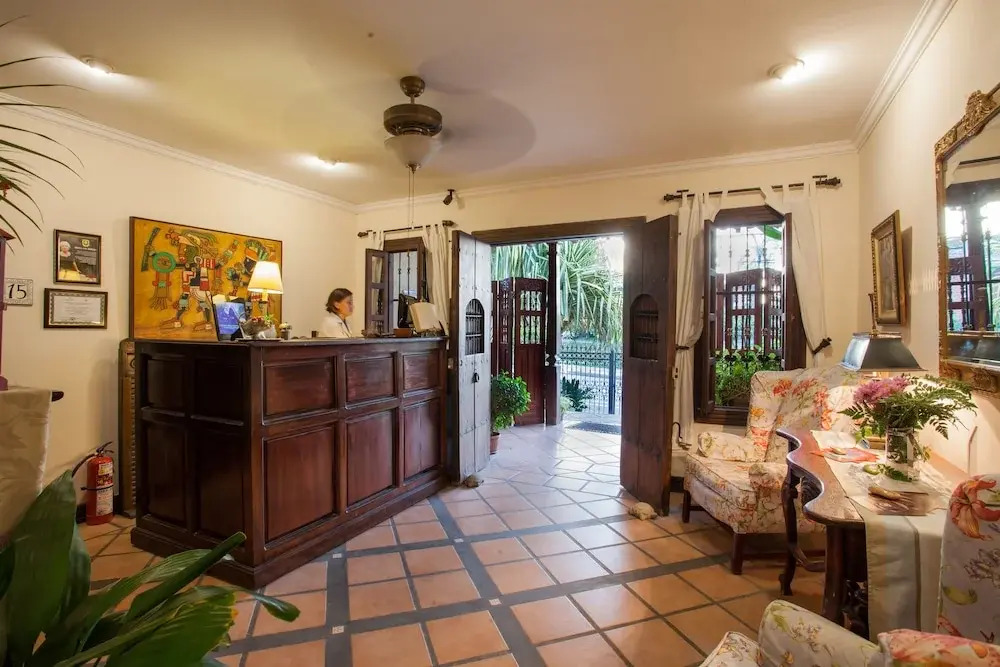 Hostal Real Los Robles