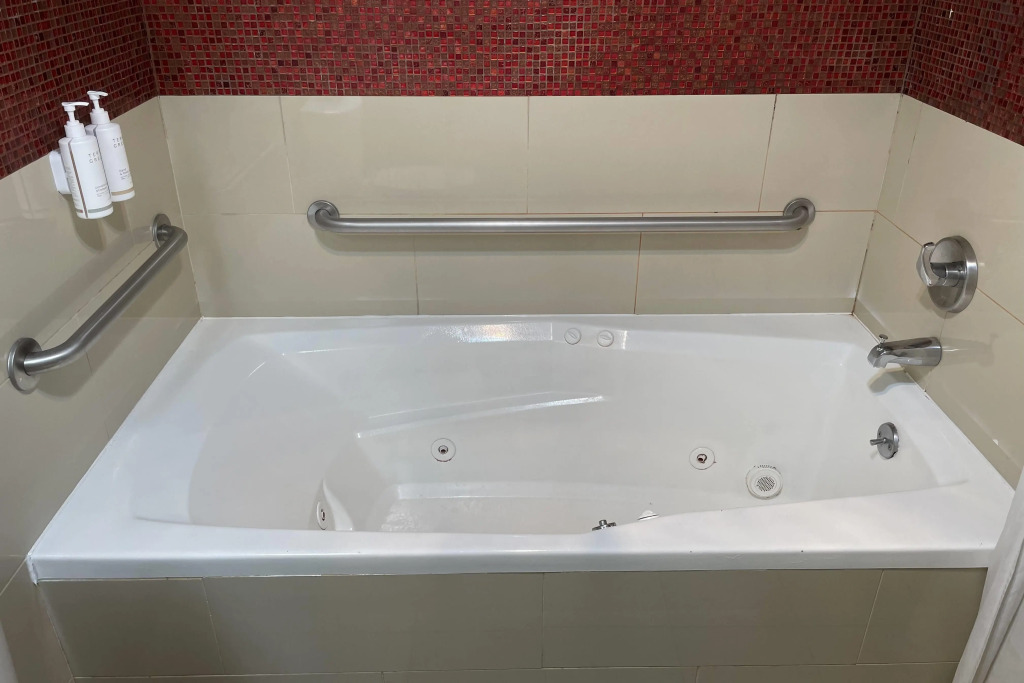 Days Inn by Wyndham Jersey City