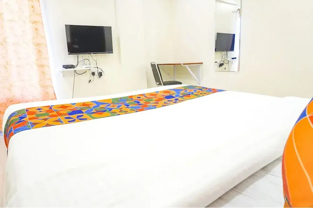 FabHotel Majestic Luxurious - Nr Rajaram Bhiku Pathare Stadium