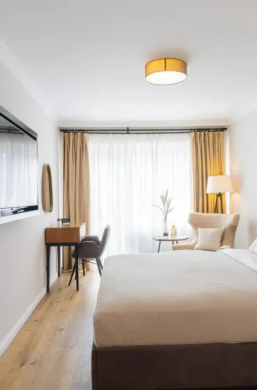 Hochwertige Ferienwohnung mit Sonnenterrasse & Gartenblick, nur wenige Gehminuten zum Strand