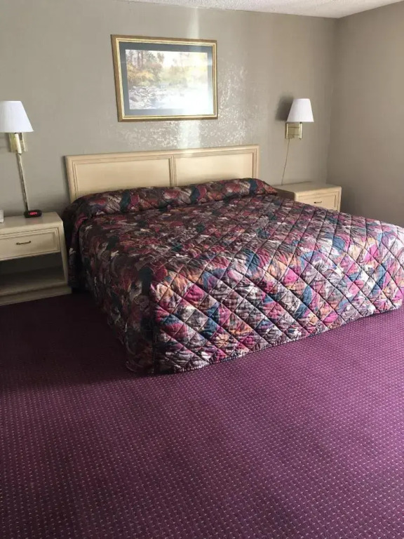Green Valley Motel